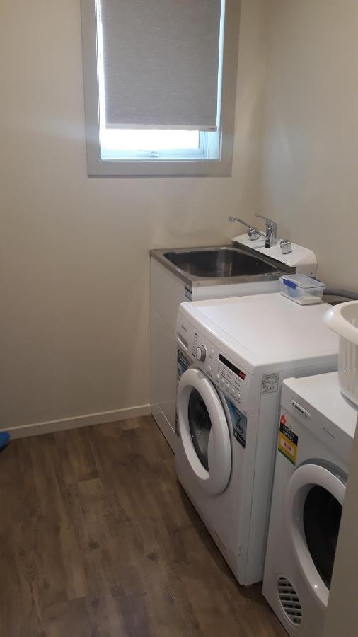 South City Accommodation Unit 1 Invercargill Buitenkant foto